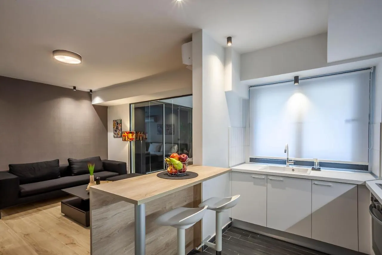 Habitat 29 C Apartment Thessaloniki Greece